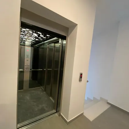 En Appartement *